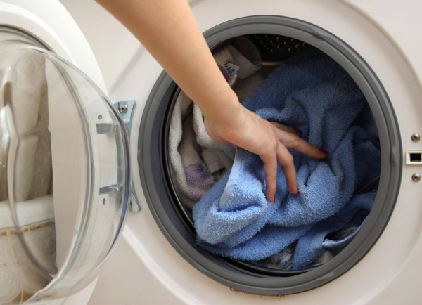Сколько нужно сыпать порошка в стиральную машину для одного цикла стирки