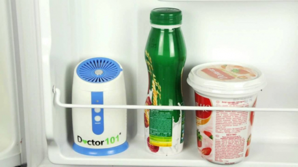 Как надолго избавиться от запаха в холодильнике