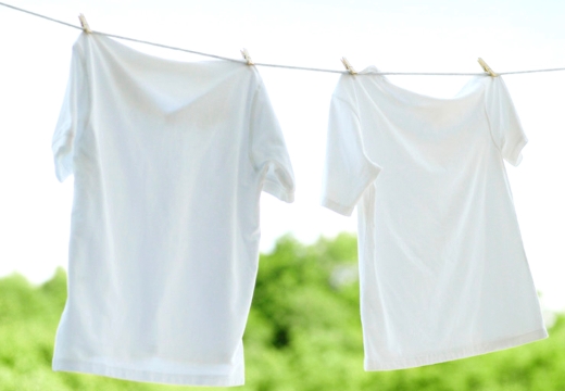 Как отбелить футболку в домашних условиях: обзор методов
