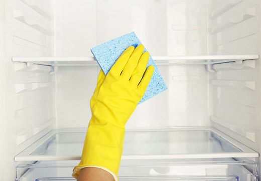 Как убрать запах в морозильной камере: обзор эффективных методов