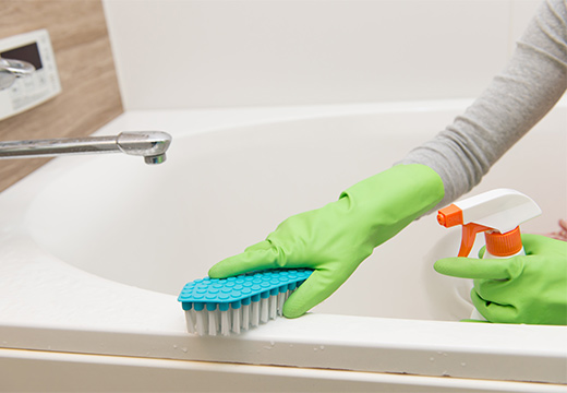 Как в домашних условиях почистить ванну: обзор народных средств