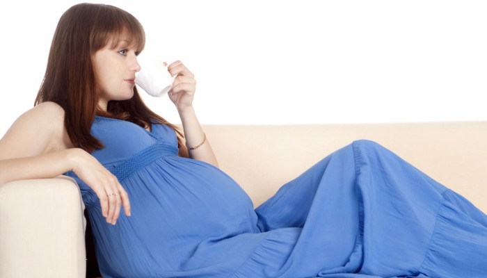 Можно ли соду при беременности: польза и вред, при изжоге, при зубной боли, при заболеваниях горла, для лечения молочницы, побочные эффекты и противопоказания