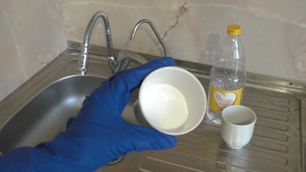 Уксус с содой для труб: причины, основные правила, способы очистки, профилактика